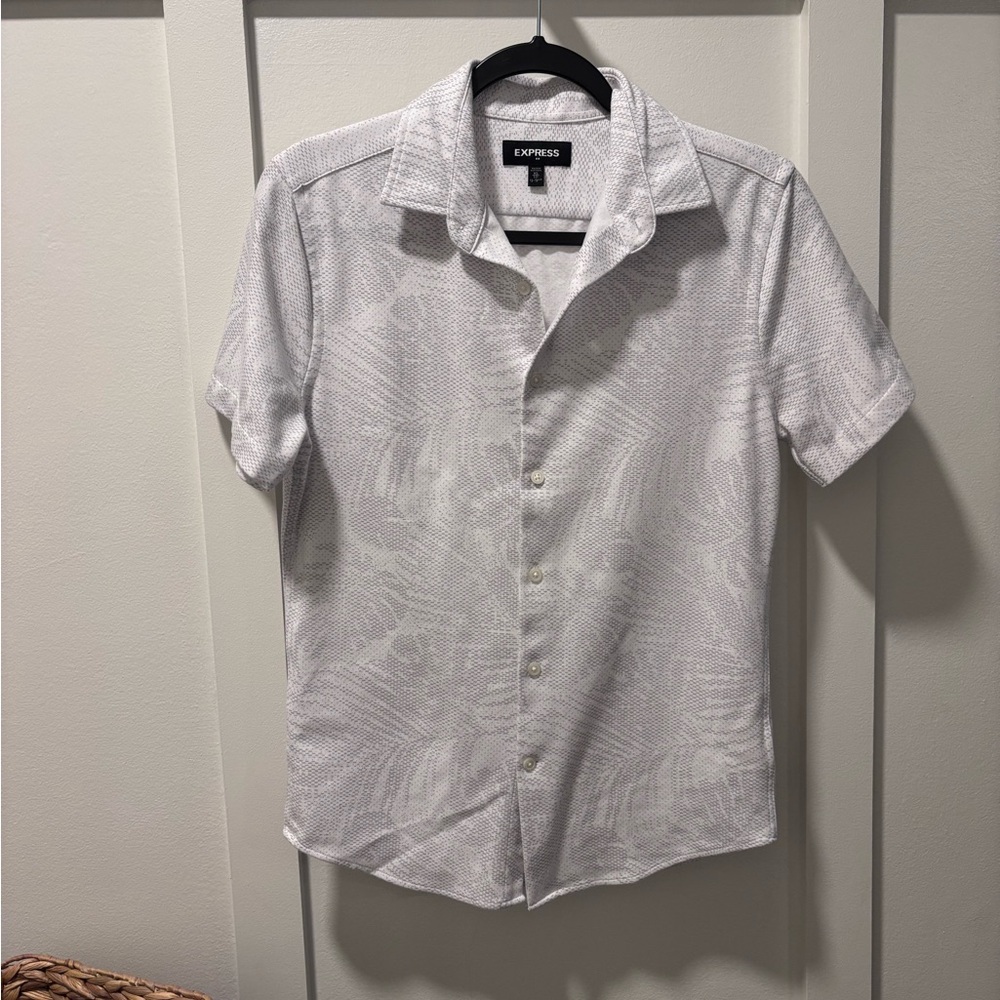 Express Men's Short-Sleeve Button-Up Shirt